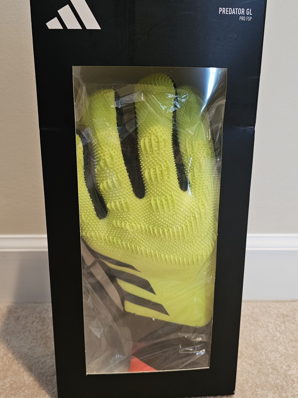 adidas Neon Yellow and Black Predator GL Goalie  Glove in Display Box Size 9.5
